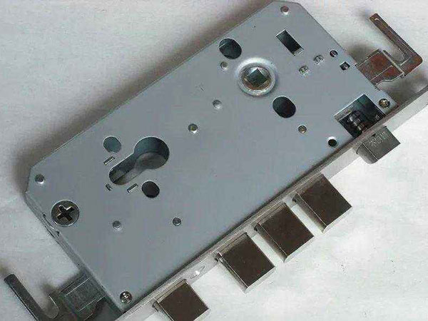 江北24小时上门开锁公司